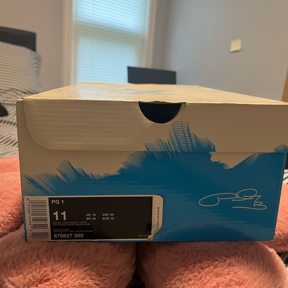 Pg1 violets - Picture 2 of 8